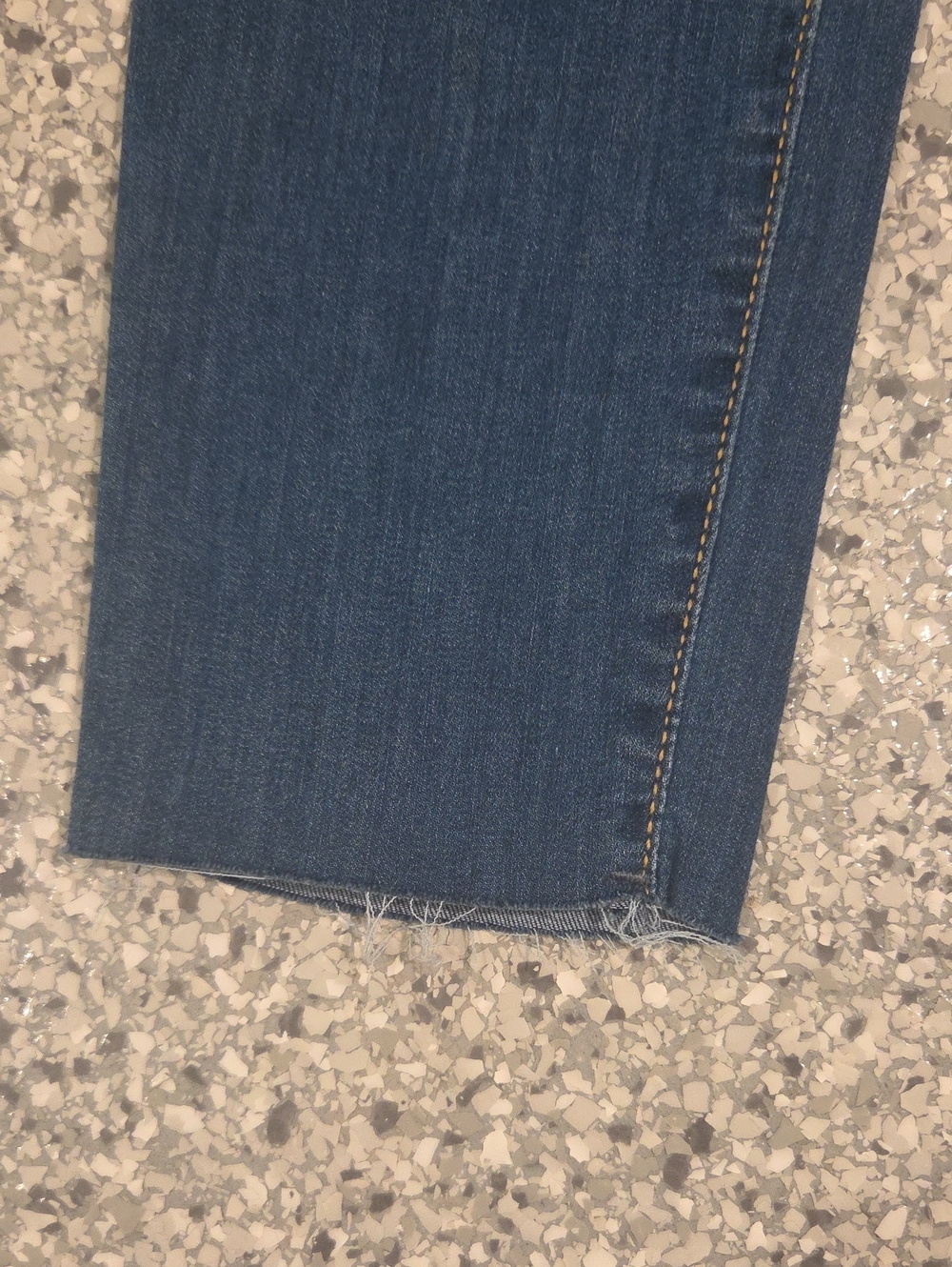 Universal Thread High Rise Skinny Jeans Size 2 - Picture 2 of 4